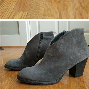 Paul Green booties 9.5